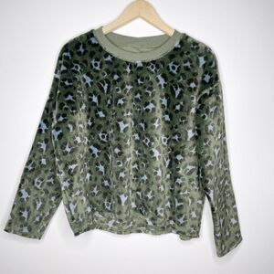 AERIE Super Soft Green Leopard Long Sleeve Sweatshirt